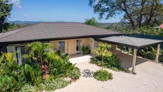 Chic 3BR Private Terrace & Nature Views - 2