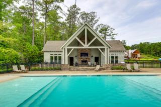 Walk to Lake Martin Water-View Retreat with Deck! - Eclectic - 8