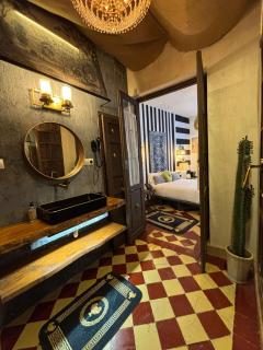 Hotel Life Gran Via - Tropical garden - 7