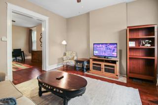 1BR Apartment with WiFi & Laundry near Downtown - 6