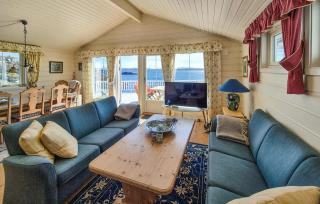 4 Bedroom Gorgeous Home In Steinsland - 9