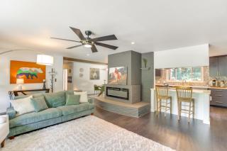 Modern Creekside Retreat 1 Mi to Spirit Mtn Casino - - 6