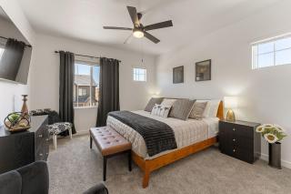 Ripples and Rocks Adventure House townhouse - 7