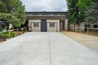 Champion Estate Epic Game Room Fire Pits & Views - 3