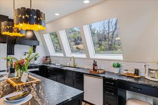 The Perrine Hideaway/ Lux Aframe - 2