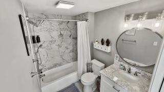 Private House - Sleeps 8 - 13 Min to Downtown STL - 3