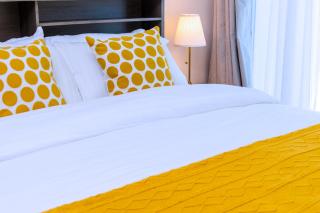 Cozy 1BR Apartment with Water View Business Bay - 3