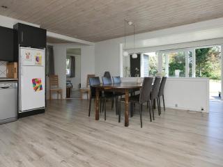 6 person holiday home in Væggerløse - 4