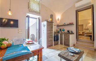 Amazing Apartment In Massa Lubrense - 6