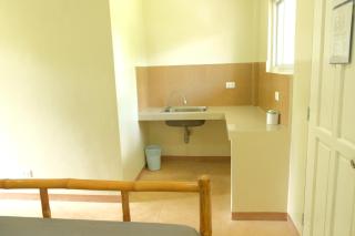 Suki Beach Resort 3 Storey Bldg Standard Aircon Room - Sorsogon - 5