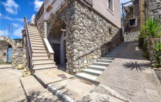 Amazing Apartment In Massa Lubrense - 9