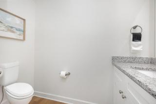 NewDuplex! 6Bed 5Bath - HotTubs - Sleeps 12! - 2