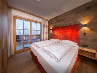 Chalet with shared swimming pool - 4