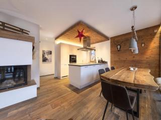 Alpine Chalet Retreat in Rossberg - 9