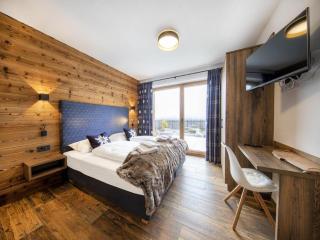 Ski-Friendly Chalet in Neukirchen - 6