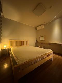 Spring of Seogyo 301, 5 minutes on foot from Hongik University Station - 4