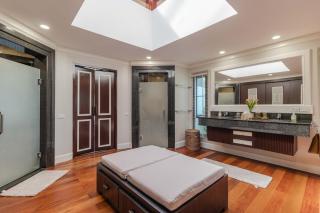 V238 Villa 6BR Lakefront Jacuzzi Sauna & Gym, Near Beach - Rawai Beach - 1