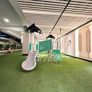 A Space Close to Transits or Airport - 6