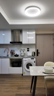 Chiang Mai C8 Vacation Apartment High Floor with Swimming pool landscape Room Preferred Residence - 3