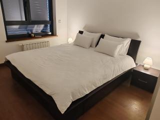 Gramšijeva 3b - 3