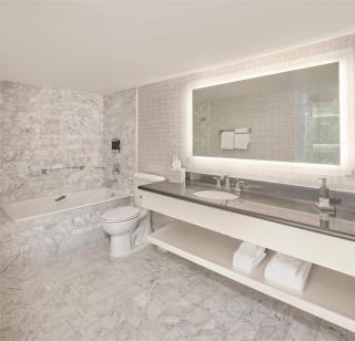 Hyatt Centric Delfina Santa Monica - 1