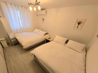 Hongdae Yeonnam Sushi Soi - 2