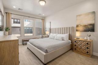 Relax In Style townhouse - 7