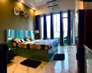 Sky High Studio - 0