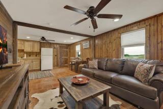 Ohana Ranch Cabin - 12 minutes to Historic Main St - 8