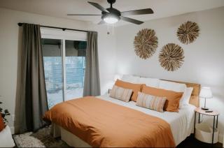 Cabin plus Casita w Hot Tub, Lake, Game Room, Fire Pit - 1