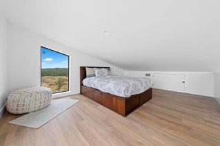 Hill Country Escape w/Views Plus, Hot-Tub and Pet Friendly! - 9
