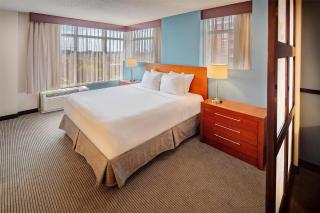 Hyatt Place Madison/Downtown - 9