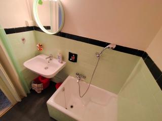 Rocca Fiorita - Bilocale con spazio esterno, parcheggio sotto casa - 2