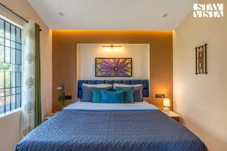 StayVista at Rustling Pine with Bonfire, BBQ & Lawn - 3