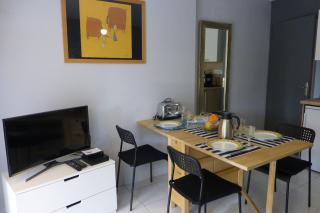 The Perfect Holiday Escape, 300m from the beach - 8