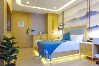 Sunny高空江景酒店 -重庆解放碑洪崖洞店 - 6