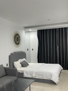 Duke Home - Serviced Apartments - Sophia Center - 7