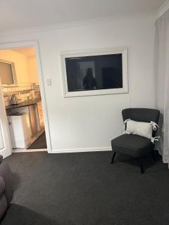 Modern guesthouse right in town - 6