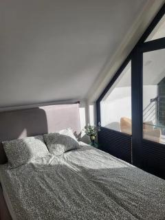 Dom nad jeziorem w Borzechowie - Po Horyzont - 1