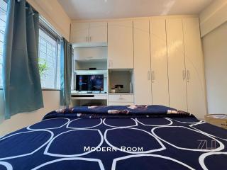 The Modern Room - 6
