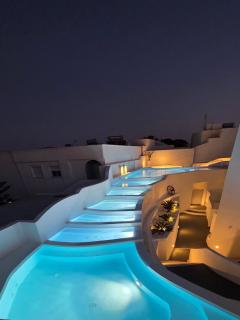 White Concept Caves - Fira - 0