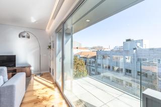 Urban Oasis Six Suites Apts Porto - 1