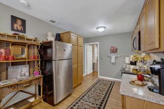 Marilyn House iconic charm 3 mins to downtown! - 3