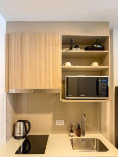 The Base Rise A Cozy Room near Central Phuket Studio Room Pool View - 1