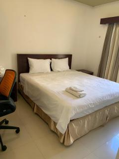 Cozy Palm Villa - 1
