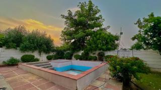 Fresh water pool farm Near sec 10 - Gurgaon - 7