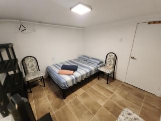 Affordable/Quiet Private Room - Toronto - 5