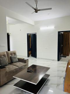 Cozy 2 BHK in Ramamurthy Nagar 302 - 5