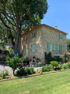 La Mouline Domaine privé pour séjour en famille ou entre amis en toute intimité - 0