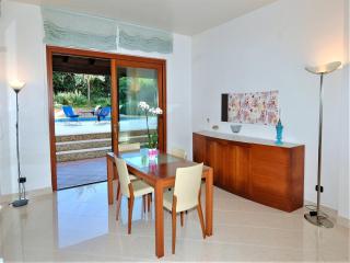 Villa in Valderice with Pool and Garden - 1